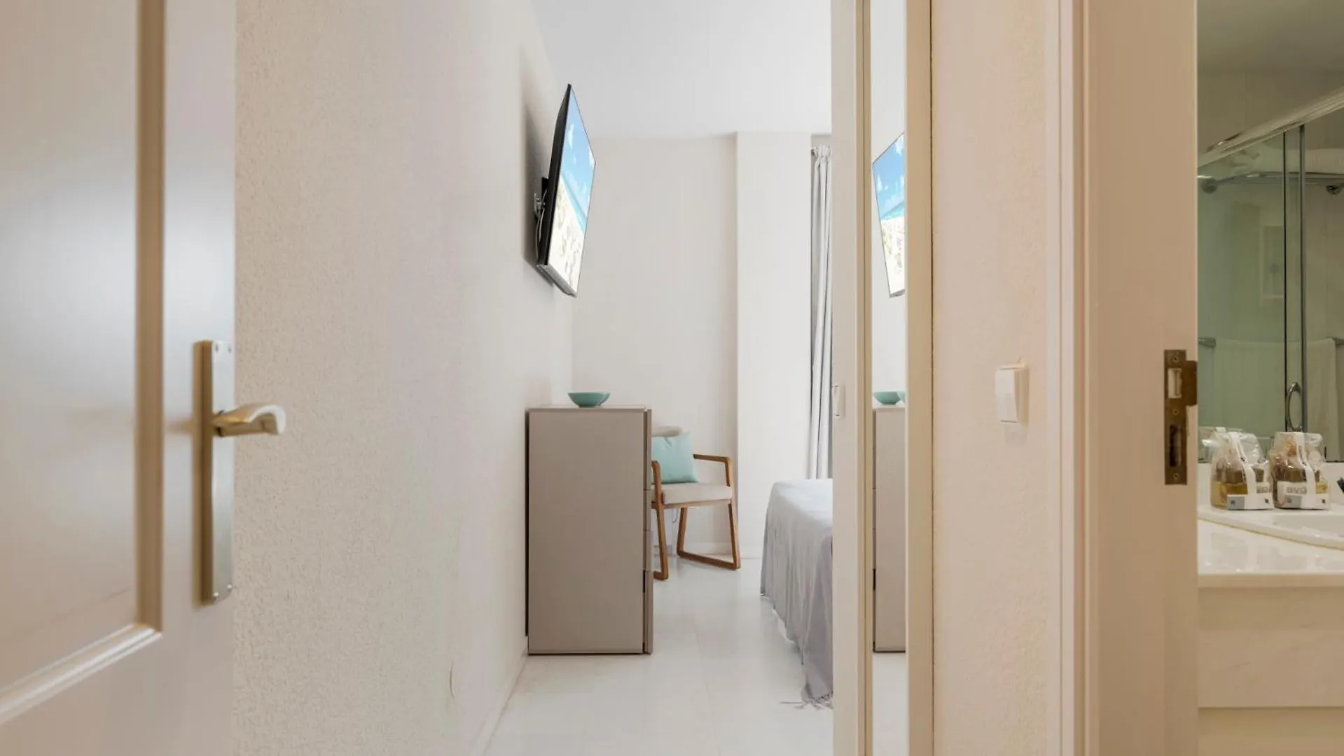 Apartment Espacioso Y Encantador Apartamento En Las Gaviotas Marbella